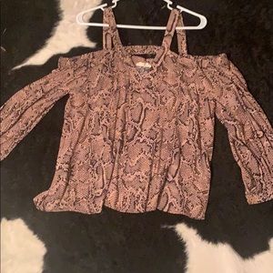 Long sleeve off the shoulder boutique blouse